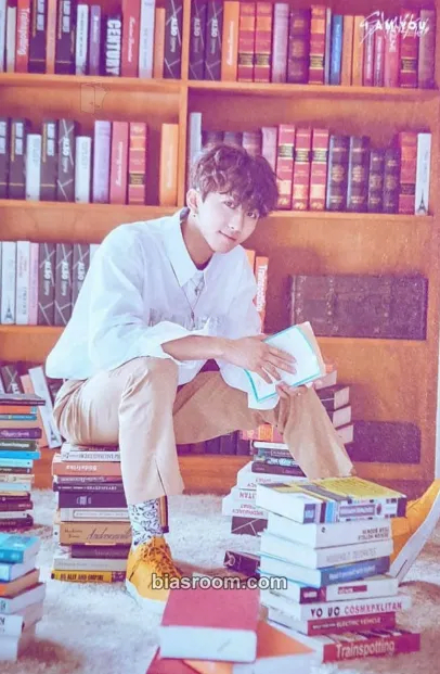 Changbin UNVEIL TOUR ‘I am…’ Photocard - Stray Kids - Stray Kids K-pop photocard