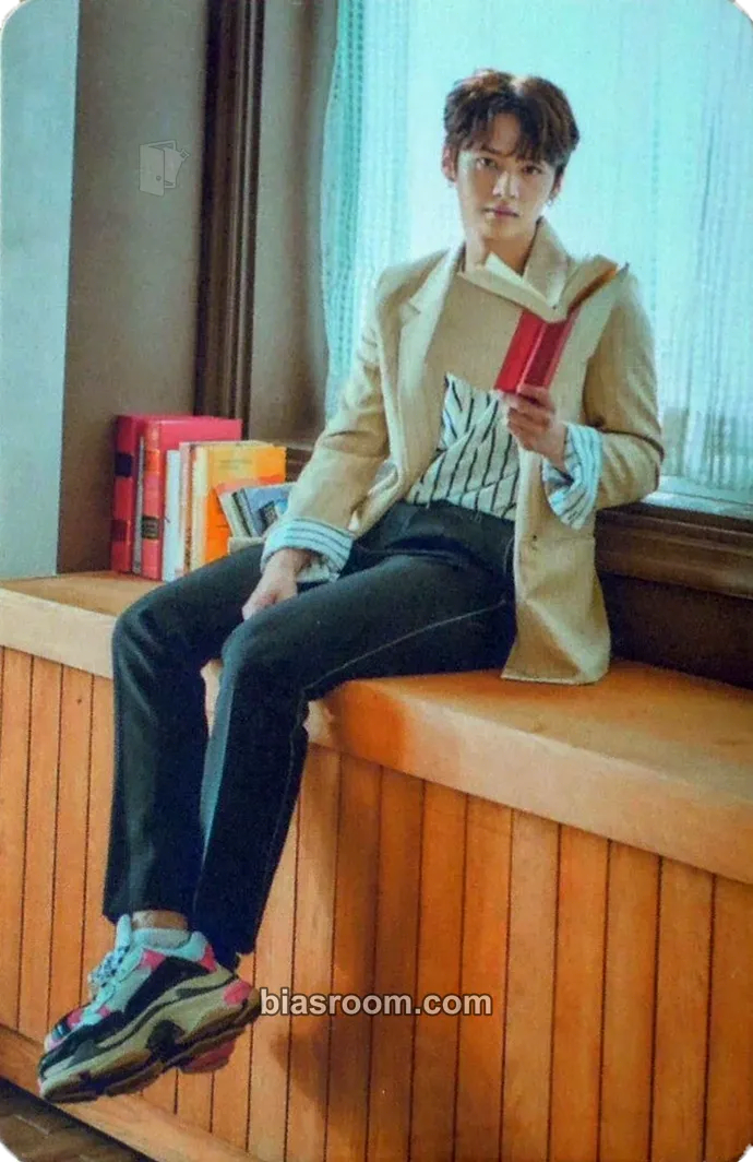 Lee Know UNVEIL TOUR ‘I am…’ Photocard - Stray Kids - Stray Kids K-pop photocard