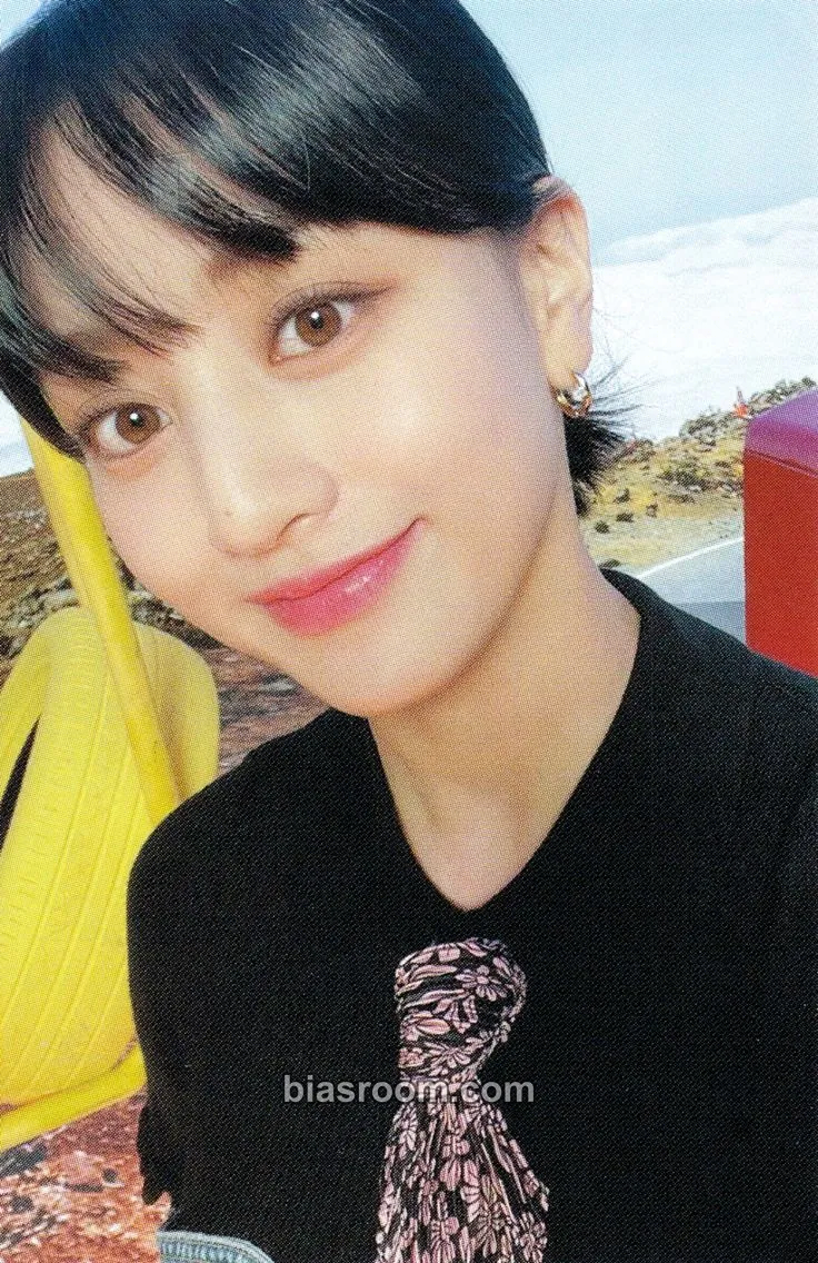 Jihyo TWICE DICON D'FESTA Mini Edition Photocard - TWICE - TWICE K-pop photocard