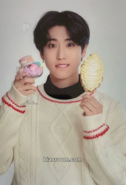 HAN Family Mart x Stray Kids Photocard - Stray Kids - Stray Kids K-pop photocard