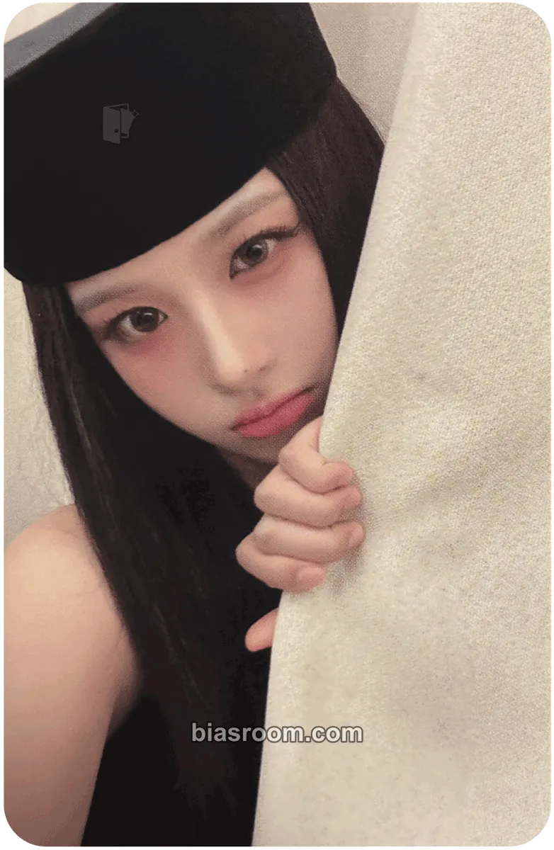 Sullyoon Blue Valentine Photocard - NMIXX - NMIXX K-pop photocard
