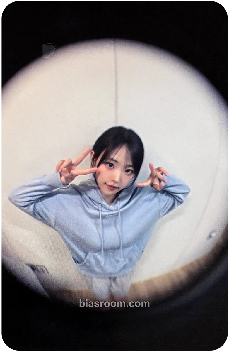 Hina In a Million Noises, I'll Be Your Harmony Photocard - QWER - QWER K-pop photocard
