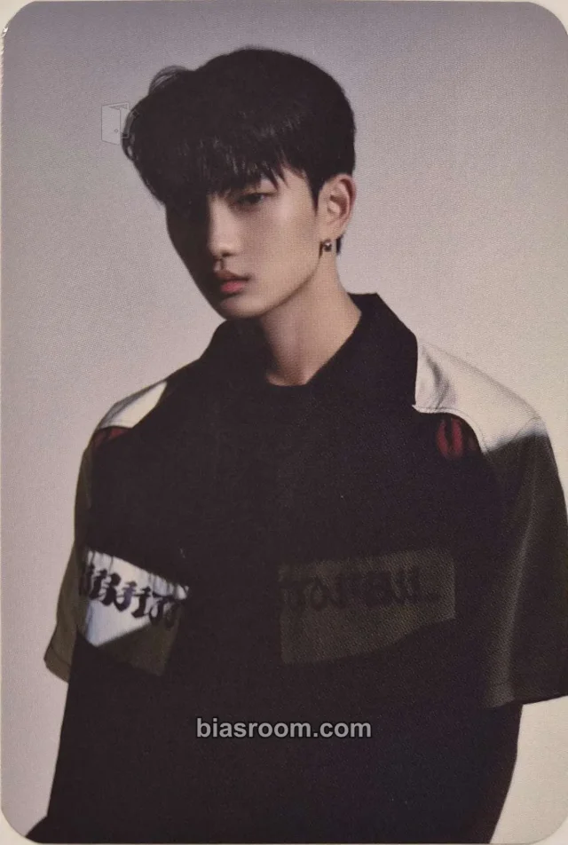 N.ssign - Junhyeok - Birth of Cosmo Album for cosmo version album photocard
