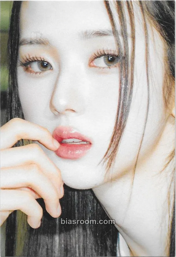 Jiwoo Assemble24 Photocard - tripleS - tripleS K-pop photocard