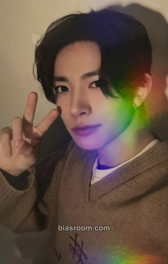 ENHYPEN - Heeseung - 2025 Season's Greetings Other yes24 pre-order benefit (pob) holographic (hologram)