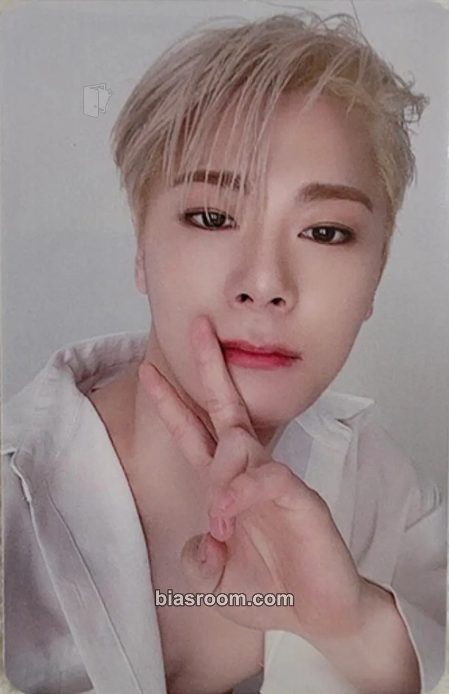 Moonbin Switch On Photocard - ASTRO - ASTRO K-pop photocard