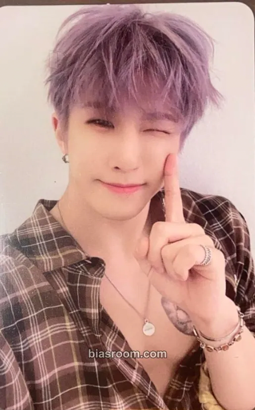 JinJin Switch On Photocard - ASTRO - ASTRO K-pop photocard
