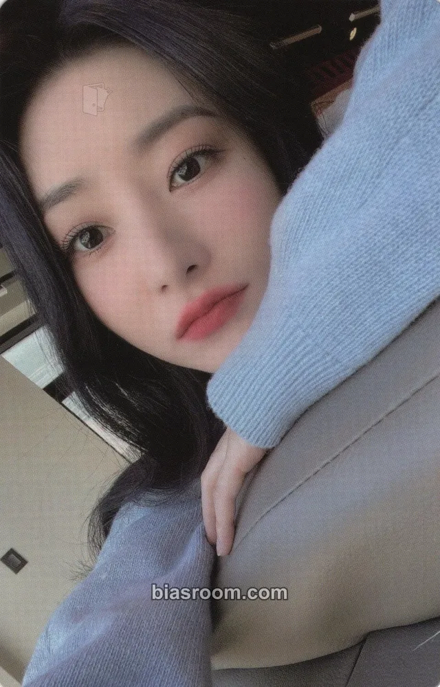 SuA Apocalypse: Broken Halloween Photocard - Dreamcatcher - Dreamcatcher K-pop photocard