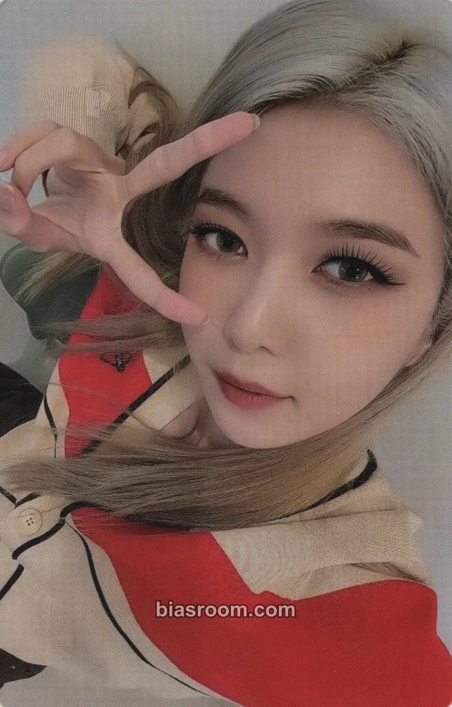 Dami Apocalypse: Broken Halloween Photocard - Dreamcatcher - Dreamcatcher K-pop photocard