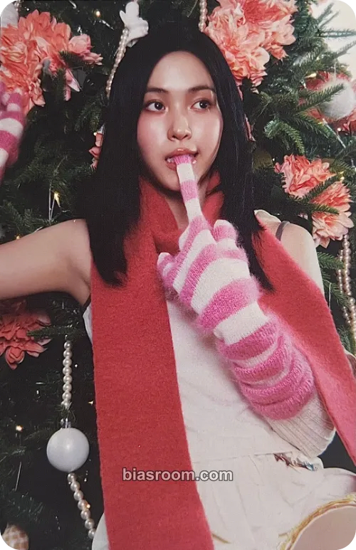 Ryujin GOLD Photocard - ITZY - ITZY K-pop photocard