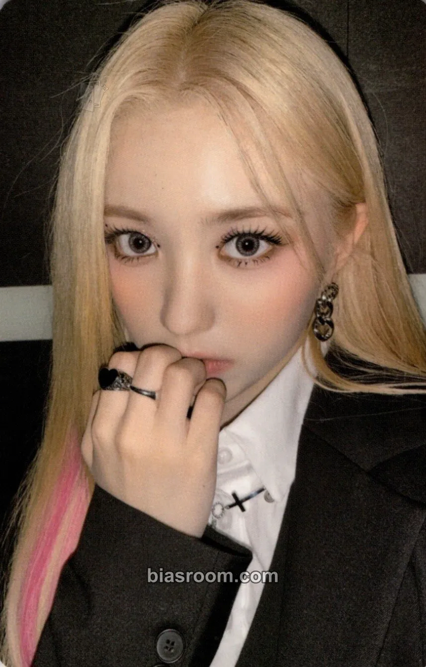 Yeseo TROUBLESHOOTER Photocard - Kep1er - Kep1er K-pop photocard