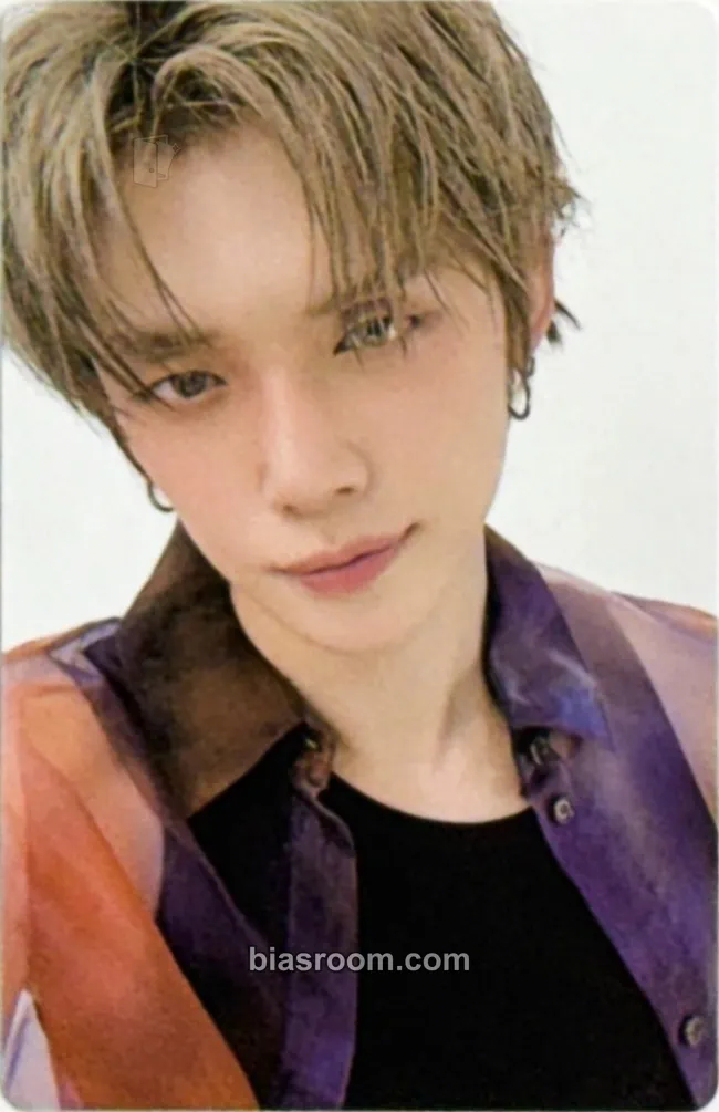 Yeonjun Season's Greetings 2026 Photocard - TOMORROW X TOGETHER - TOMORROW X TOGETHER K-pop photocard