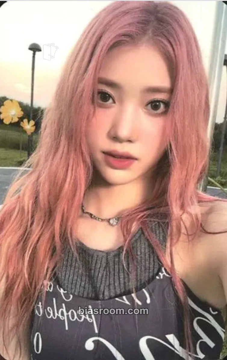 Xiaoting Magic Hour Photocard - Kep1er - Kep1er K-pop photocard