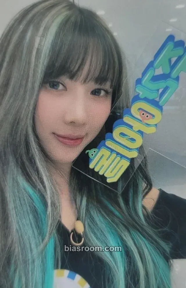 Dreamcatcher - Yoohyeon - Apocalypse : Follow Us Album cafe event show champion photocard set