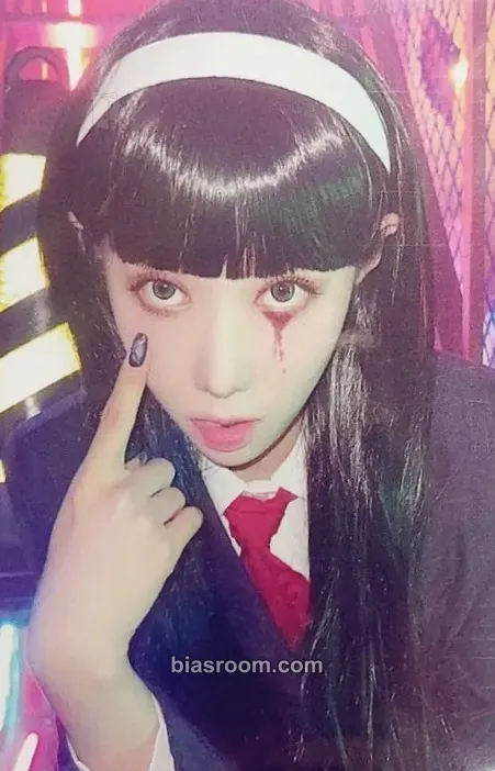 Handong Apocalypse: Broken Halloween Photocard - Dreamcatcher - Dreamcatcher K-pop photocard