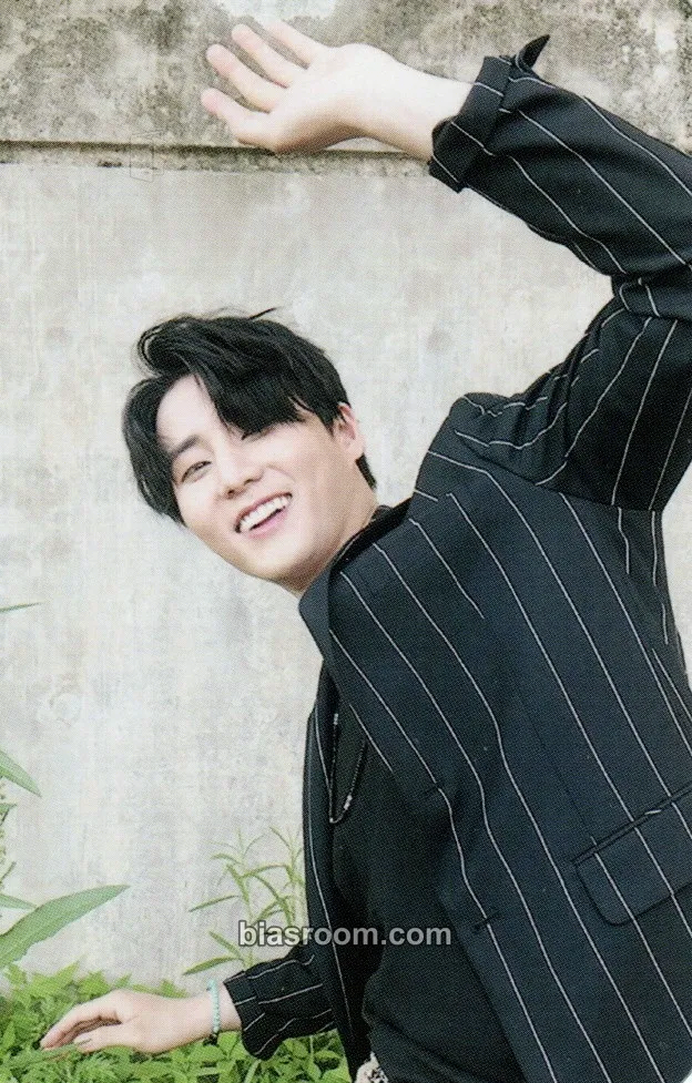 Young K Shoot Me : Youth Part 1 Photocard - DAY6 - DAY6 K-pop photocard