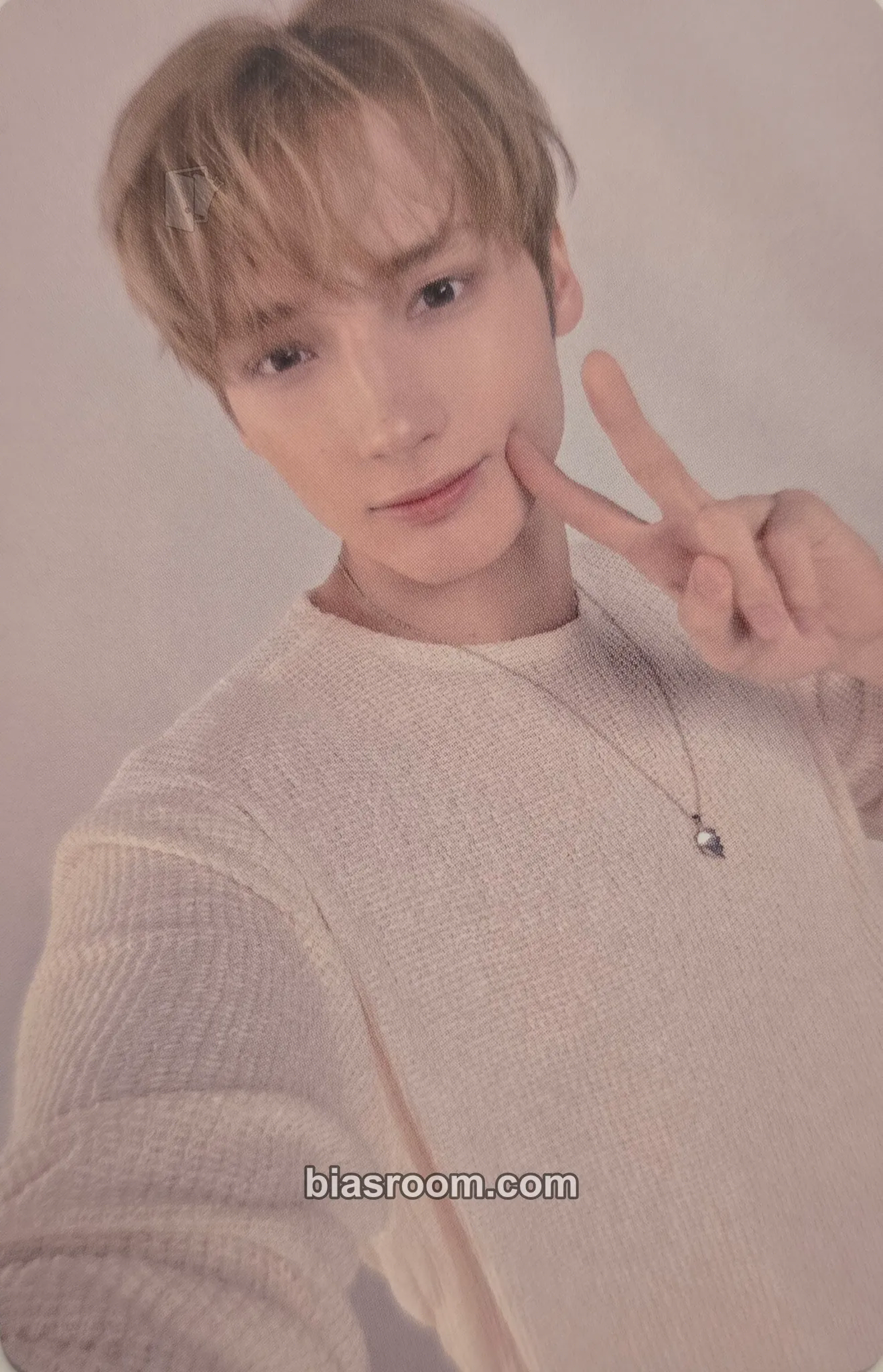 Huening Kai Act: Tomorrow Photocard - TOMORROW X TOGETHER - TOMORROW X TOGETHER K-pop photocard