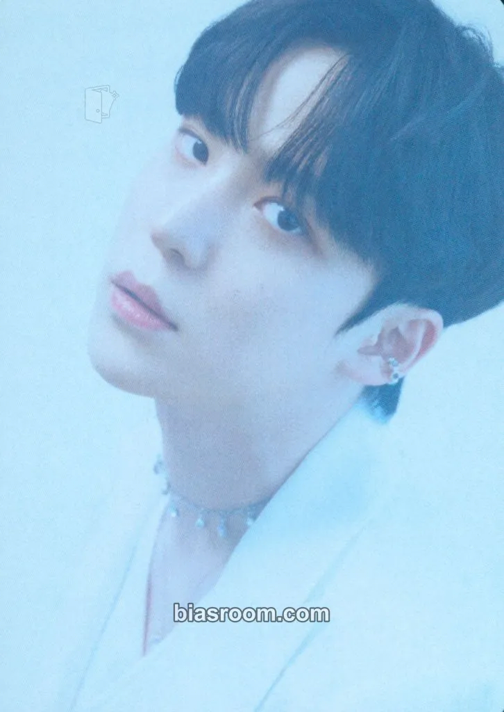Yunho Into the A to Z Photocard - ATEEZ - ATEEZ K-pop photocard