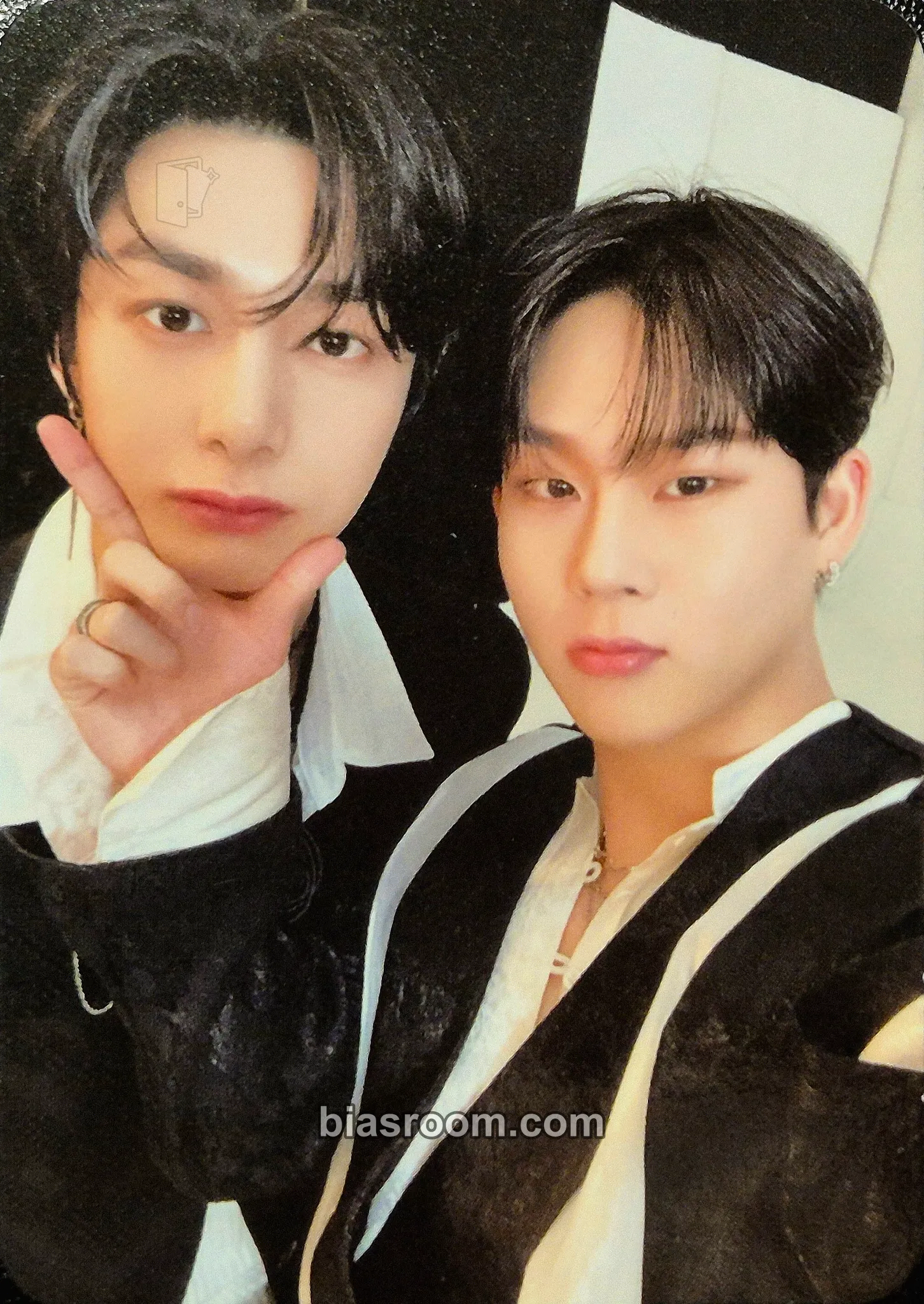 Shape of Love Photocard - MONSTA X - MONSTA X K-pop photocard