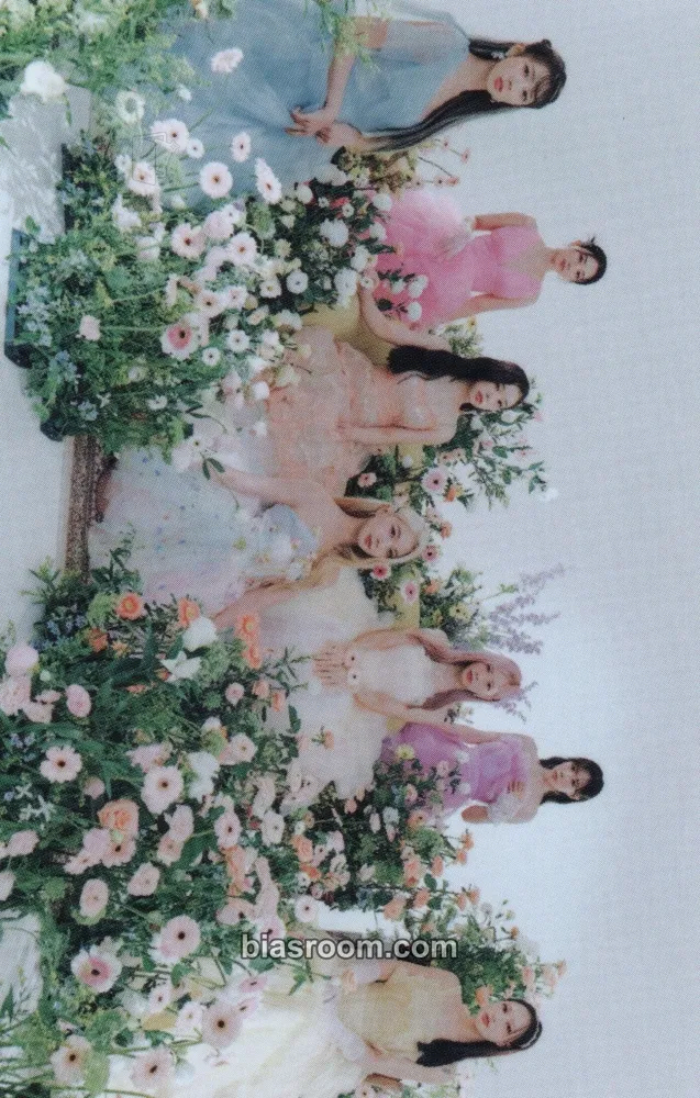 2023 Season's Greetings Photocard - Dreamcatcher - Dreamcatcher K-pop photocard