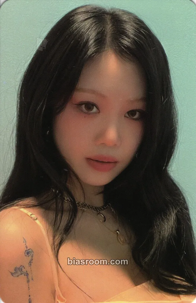 Soojin RIZZ Photocard - Soojin K-pop photocard
