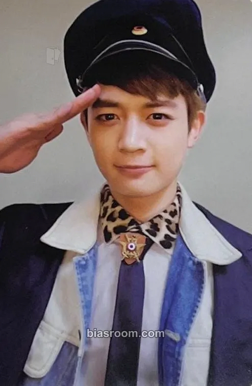 Minho SHINee The 3rd Album Chapter 2. 'Why So Serious? - The Misconceptions of Me' Photocard - SHINee - SHINee K-pop photocard