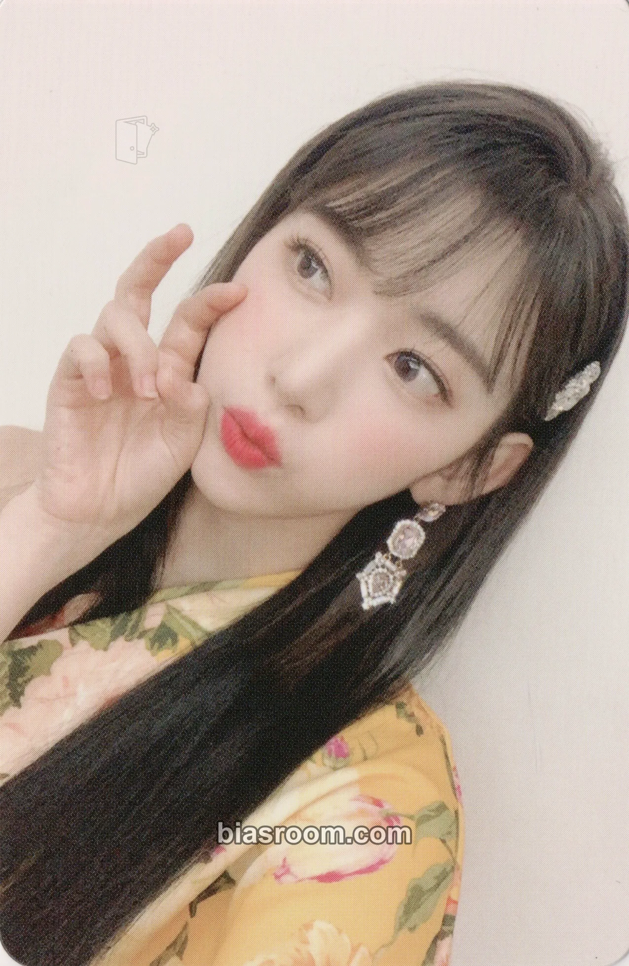Sakura BLOOM*IZ Photocard - IZ*ONE - IZ*ONE K-pop photocard