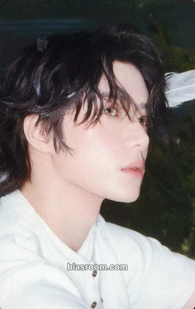 Beomgyu Starkissed Photocard - TOMORROW X TOGETHER - TOMORROW X TOGETHER K-pop photocard