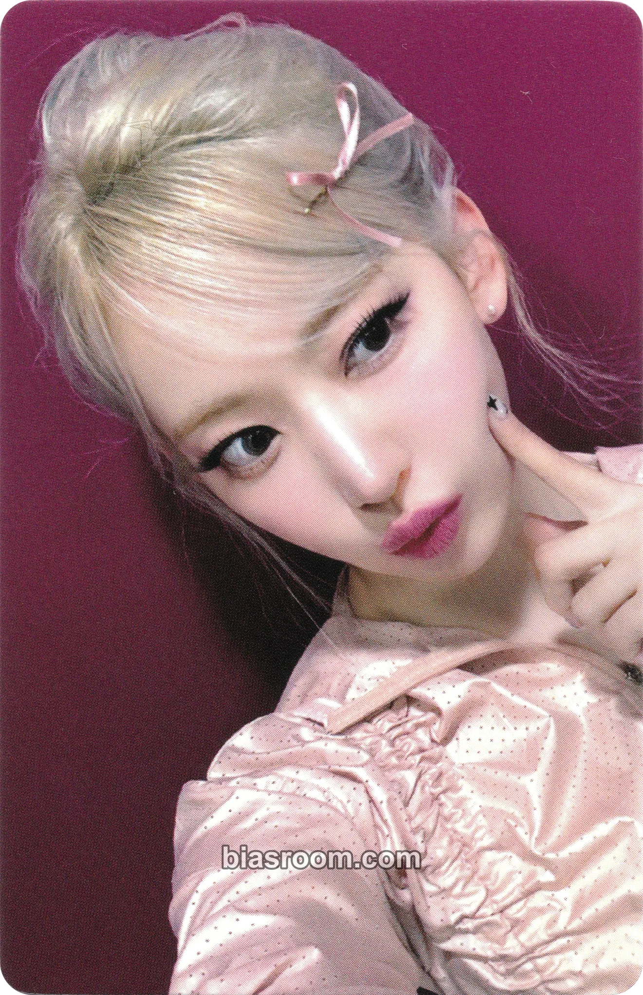 Sakura EASY Photocard - LE SSERAFIM - LE SSERAFIM K-pop photocard