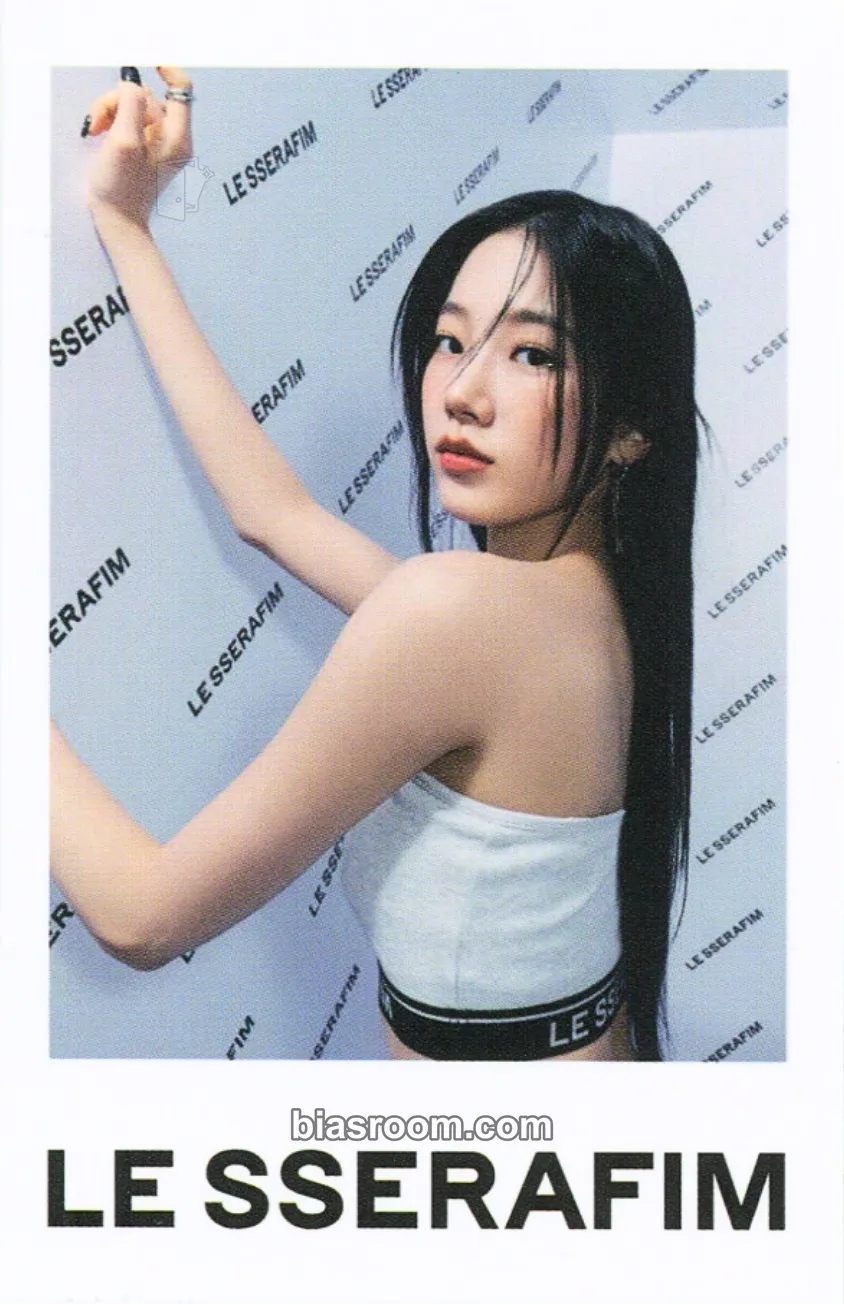 Kazuha UNFORGIVEN Photocard - LE SSERAFIM - LE SSERAFIM K-pop photocard