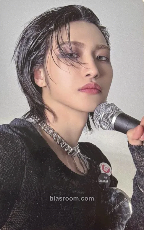 Seonghwa 2025 Season's Greetings - Rock Will Never Die Photocard - ATEEZ - ATEEZ K-pop photocard