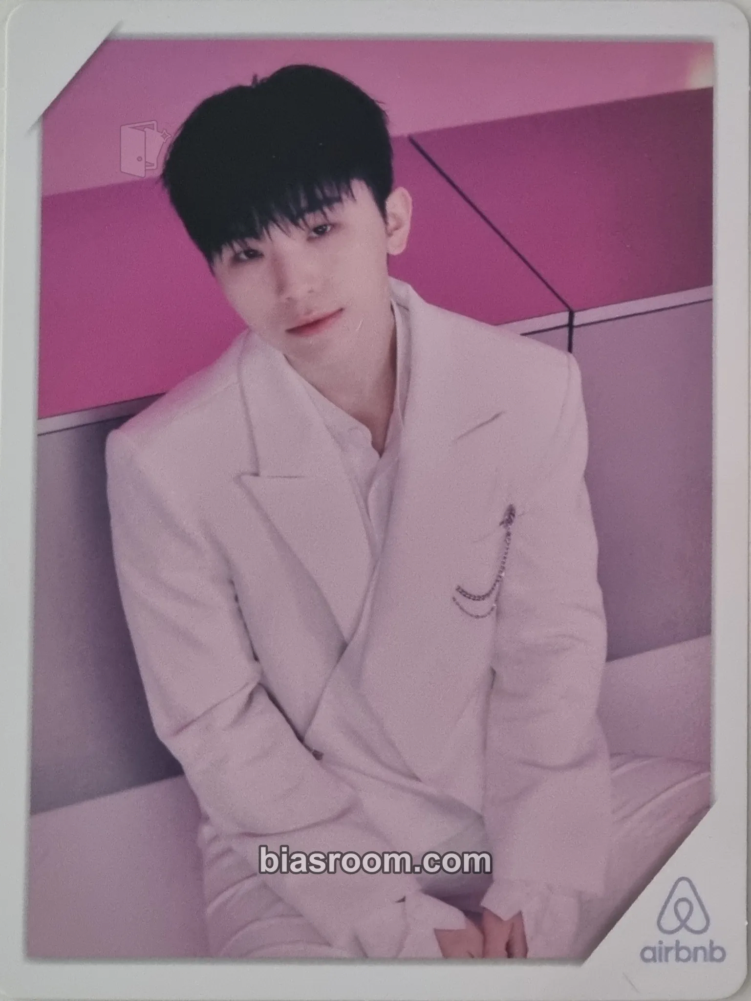 Woozi AIRBNB x SEVENTEEN POP-UPS Photocard - SEVENTEEN - SEVENTEEN K-pop photocard
