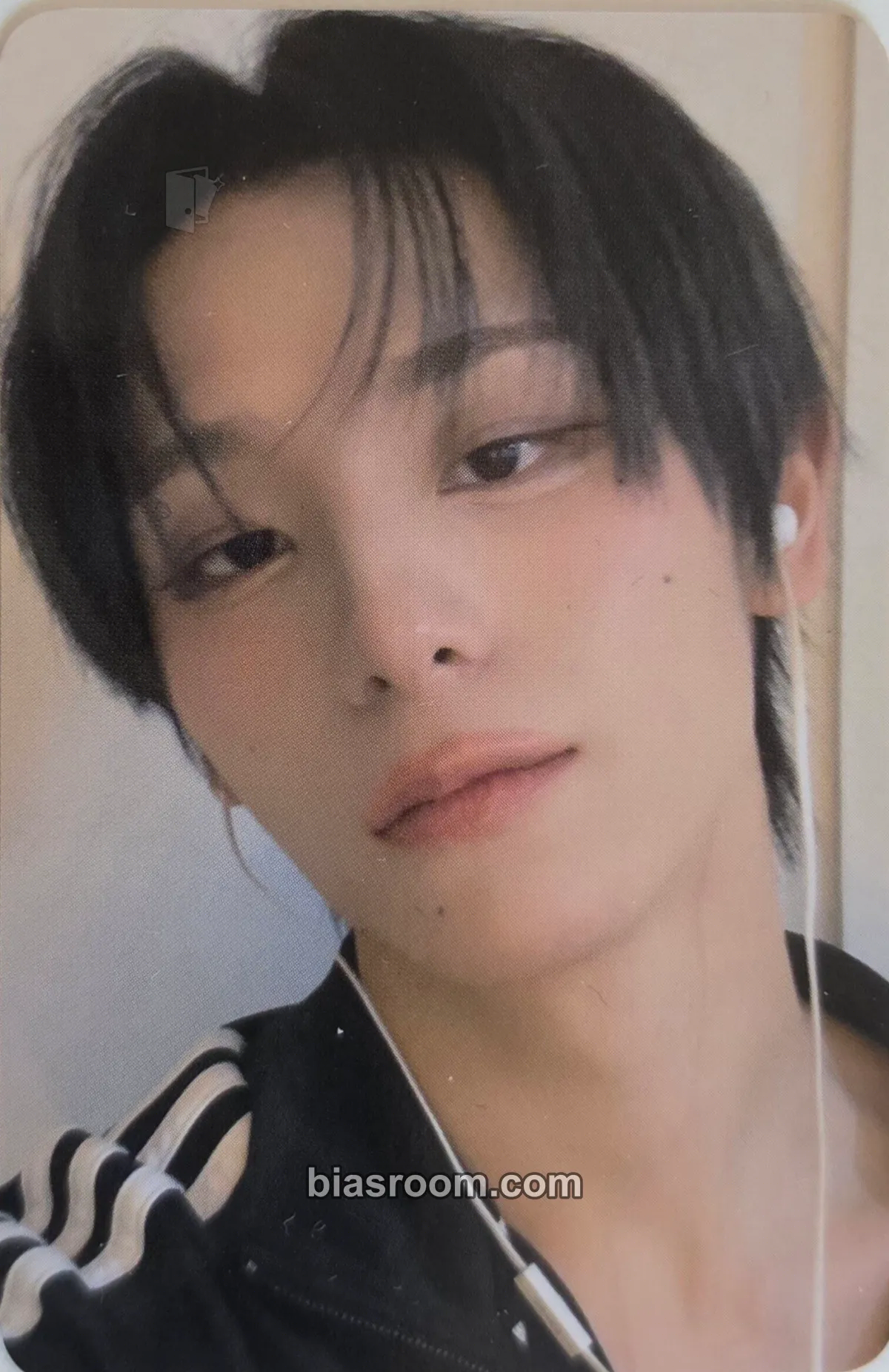 Haru UXLXVE Photocard - XLOV - XLOV K-pop photocard