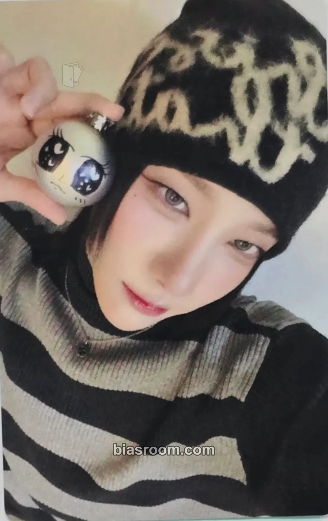 Rui UXLXVE Photocard - XLOV - XLOV K-pop photocard