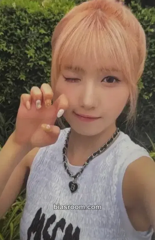 Hitomi SAY MY NAME Photocard - SAY MY NAME K-pop photocard