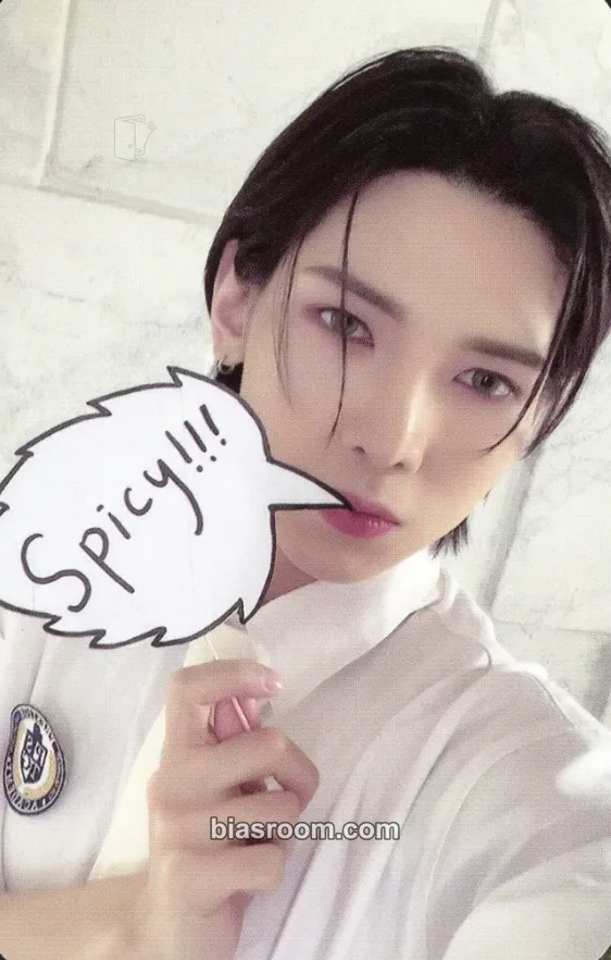 Yeosang THE WORLD EP.2 : OUTLAW Photocard - ATEEZ - ATEEZ K-pop photocard