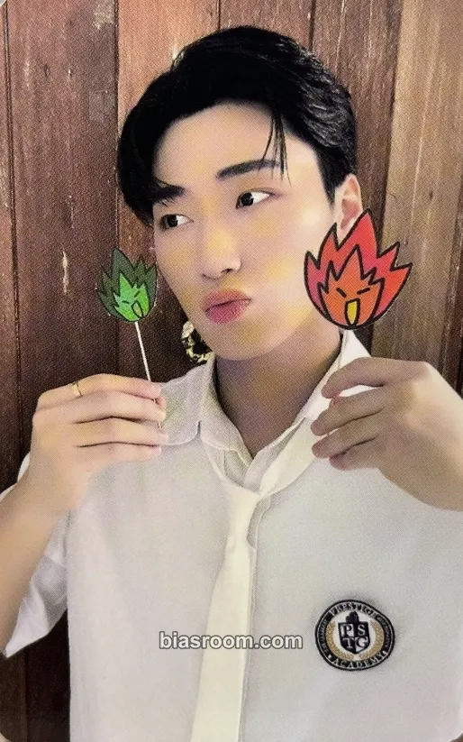 San THE WORLD EP.2 : OUTLAW Photocard - ATEEZ - ATEEZ K-pop photocard