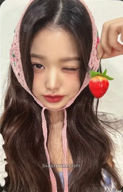 Wonyoung IVE EMPATHY Photocard - IVE - IVE K-pop photocard