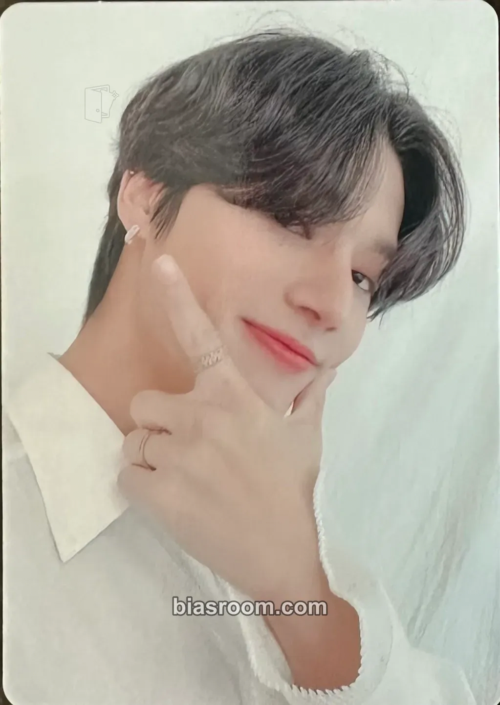 Wooyoung Into the A to Z Photocard - ATEEZ - ATEEZ K-pop photocard