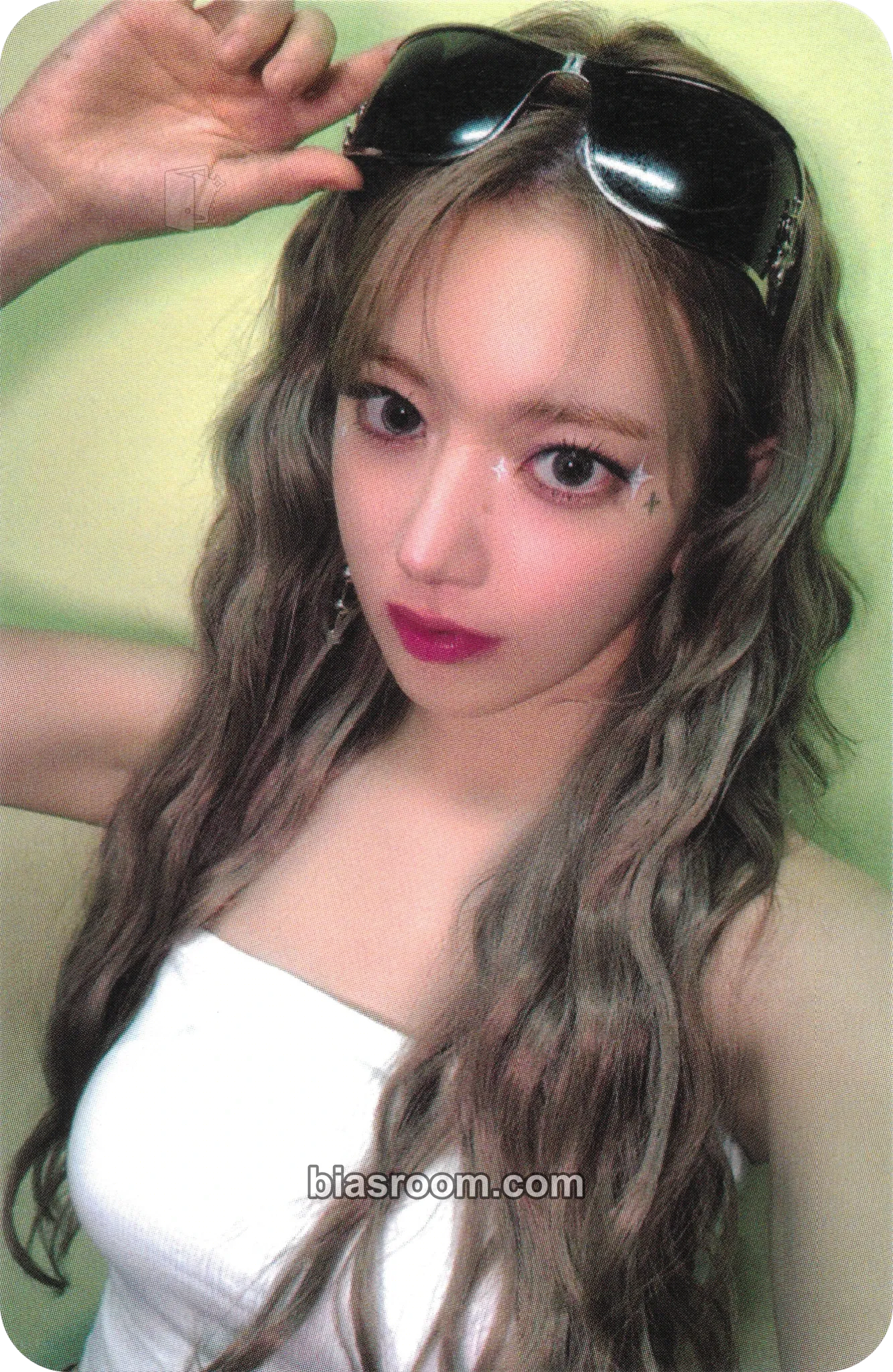 Sakura CRAZY Photocard - LE SSERAFIM - LE SSERAFIM K-pop photocard