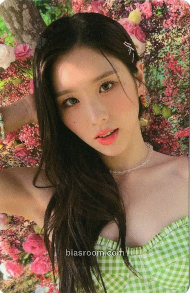 HeeJin Flip That Photocard - LOONA - LOONA K-pop photocard