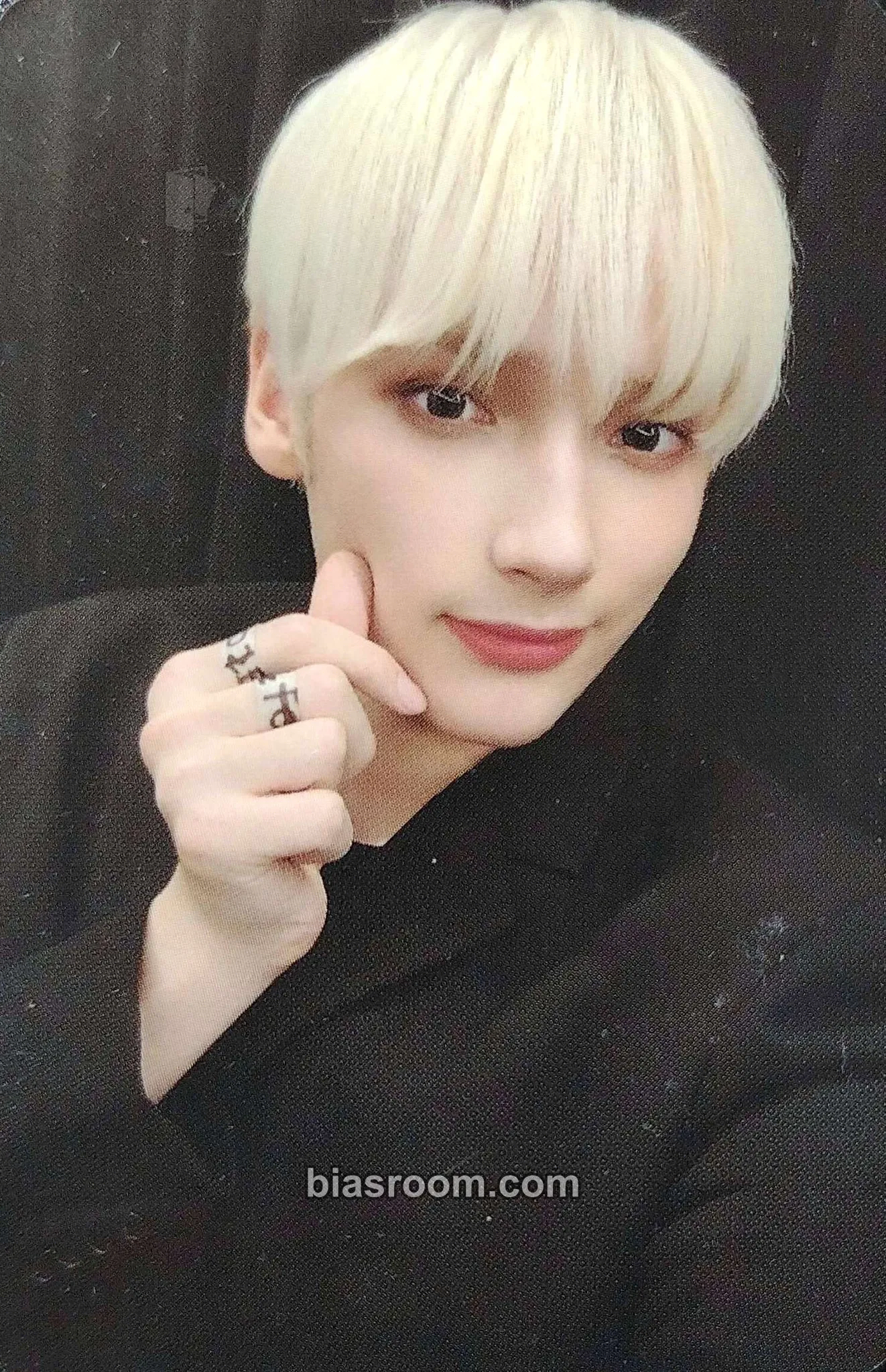 Huening Kai D'Icon DICON D'Festa Special Edition Photocard - TOMORROW X TOGETHER - TOMORROW X TOGETHER K-pop photocard