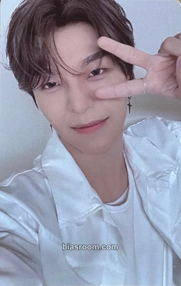 Xinlong BOYS II PLANET Photocard - ALPHA DRIVE ONE - ALPHA DRIVE ONE K-pop photocard
