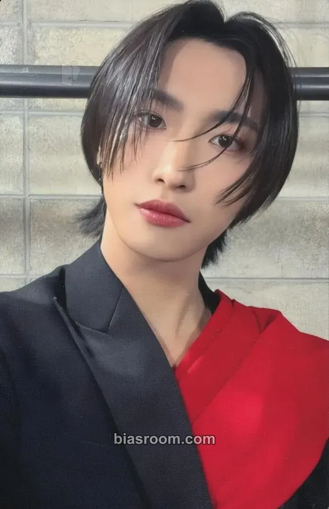 Seonghwa NOT OKAY Photocard - ATEEZ - ATEEZ K-pop photocard