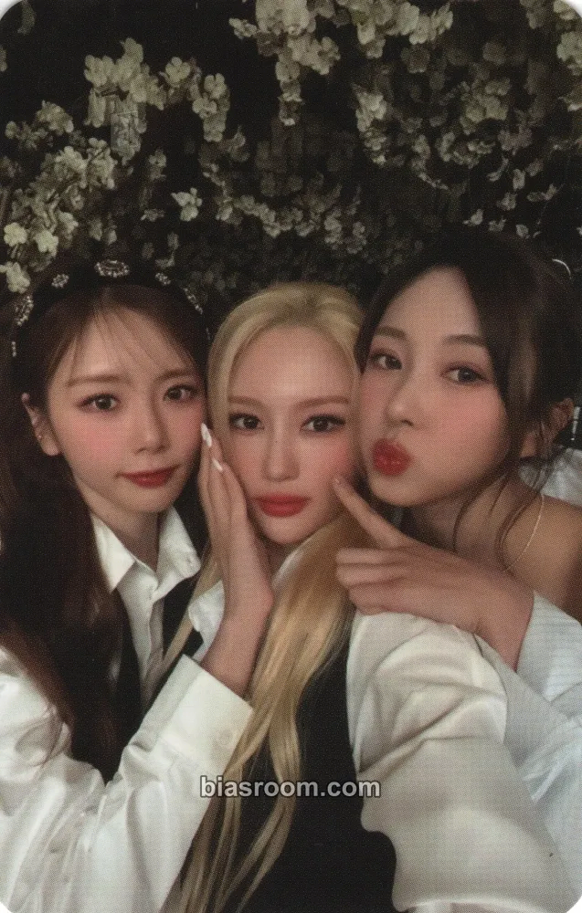 Reason Boutique Photocard - Dreamcatcher - Dreamcatcher K-pop photocard