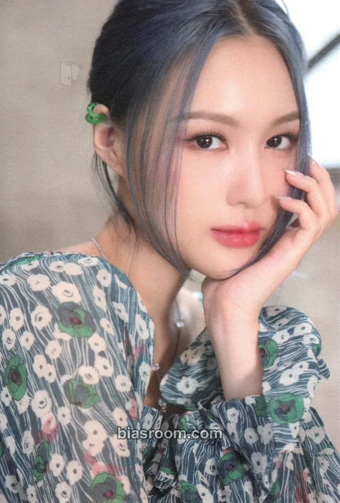 Siyeon Dreamcatcher Ittabook Photocard - Dreamcatcher - Dreamcatcher K-pop photocard