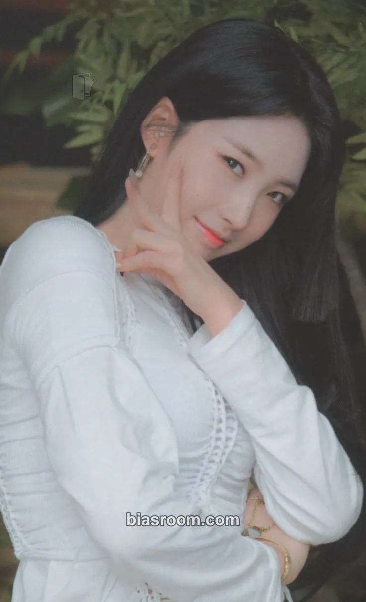 Sihyeon Last Melody Photocard - EVERGLOW - EVERGLOW K-pop photocard