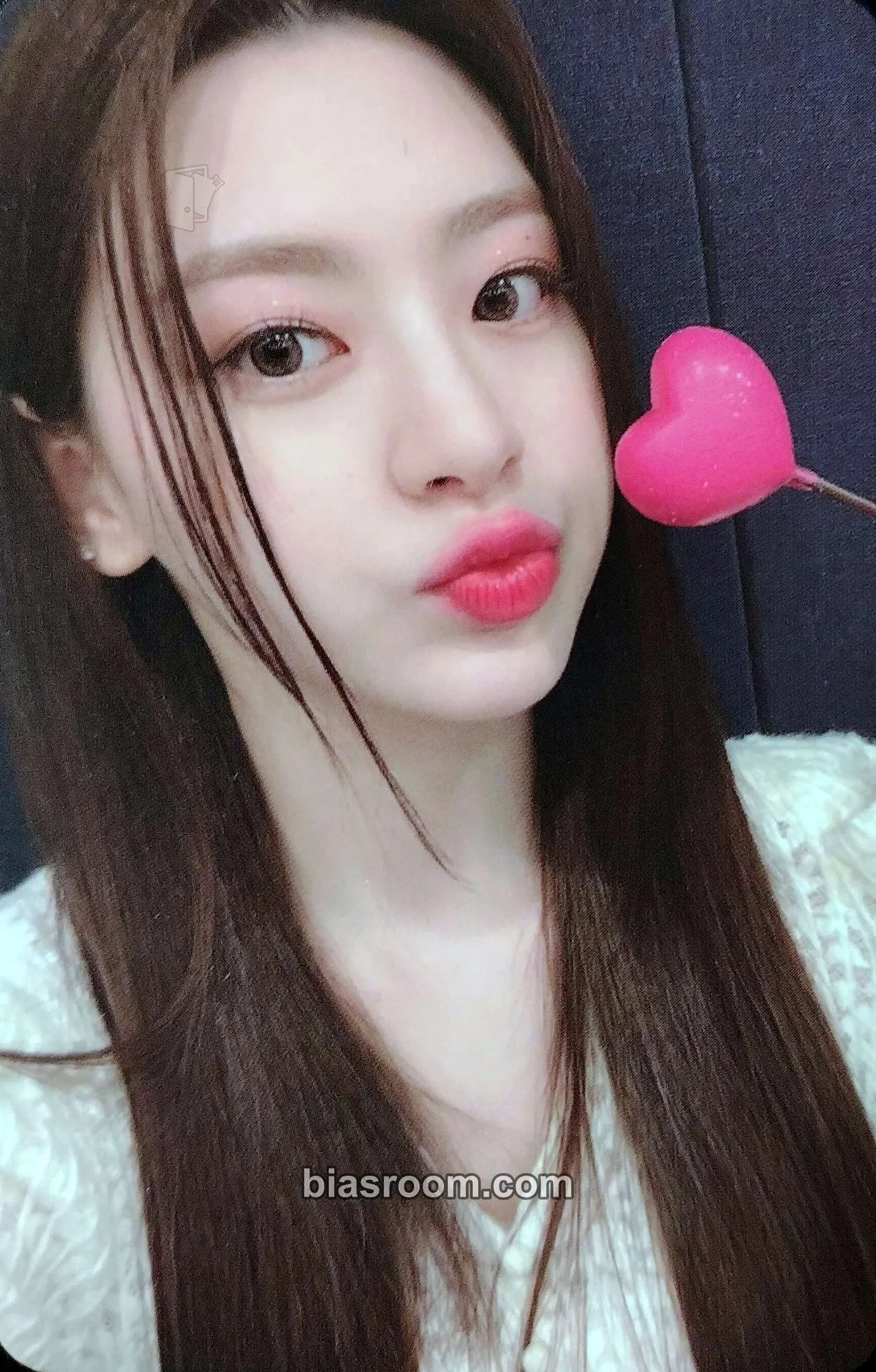 Seeun YOUNG-LUV.COM Photocard - STAYC - STAYC K-pop photocard