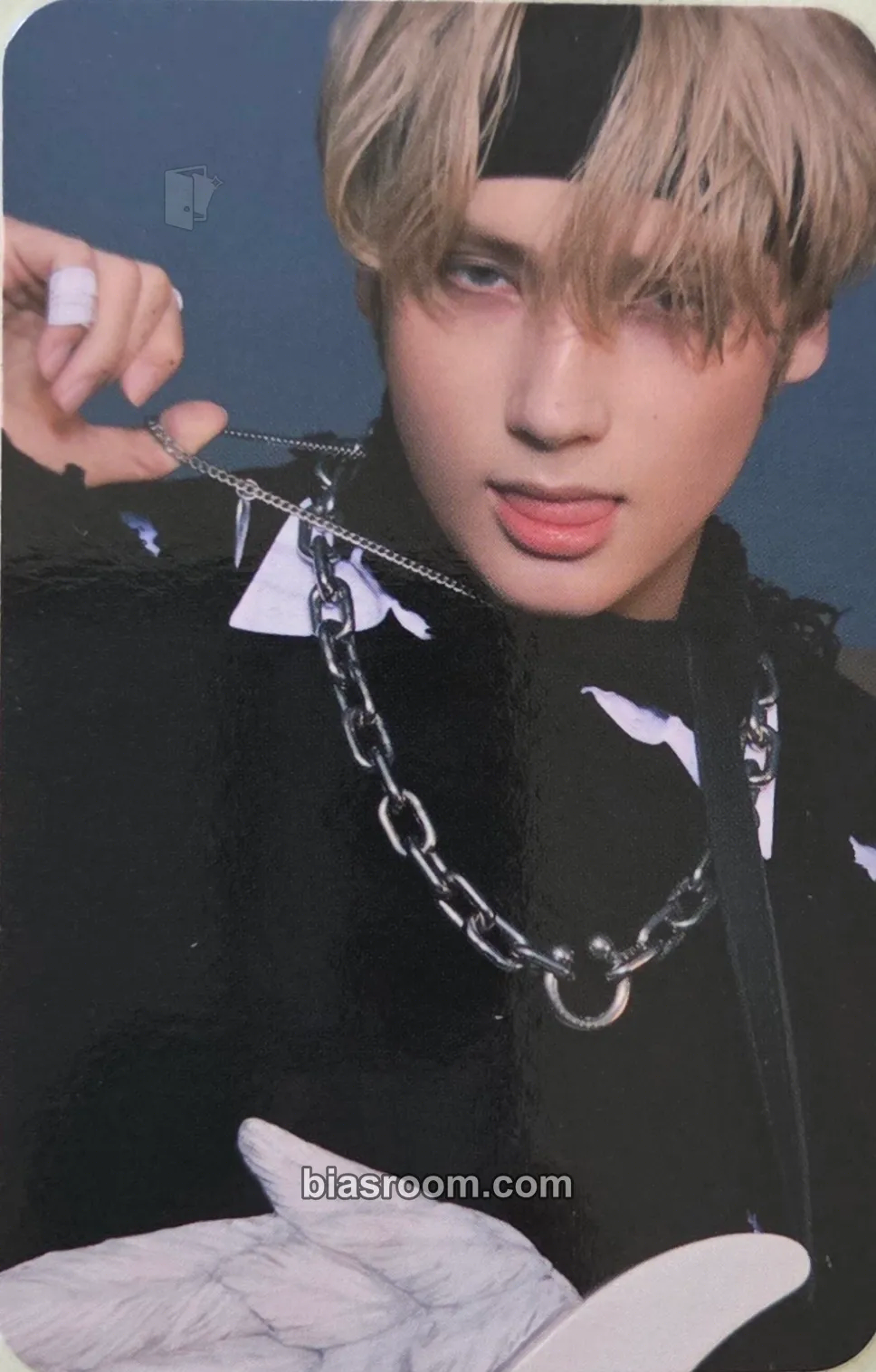 Huening Kai Minisode 3: Tomorrow Photocard - TOMORROW X TOGETHER - TOMORROW X TOGETHER K-pop photocard
