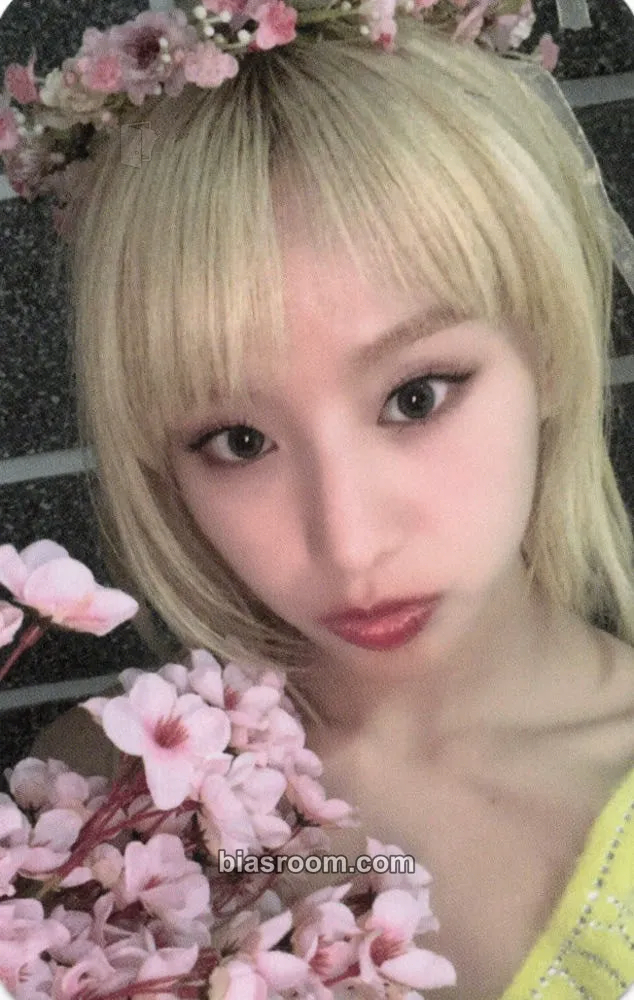 Natty Midas Touch Photocard - KISS OF LIFE - KISS OF LIFE K-pop photocard